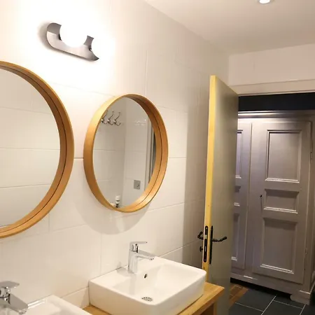 La Courbe Tendre Du Chemin Appartement *